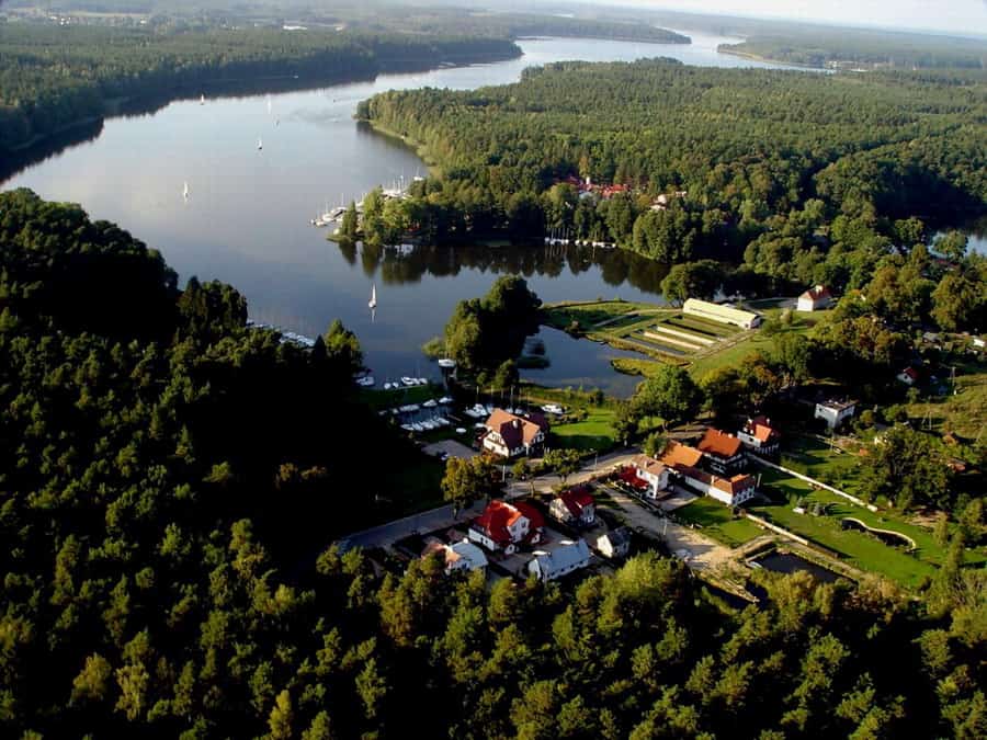 noclegi na mazurach, pokoje nad jeziorem
