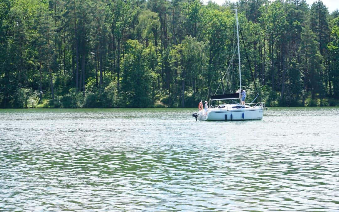 Mazurskie spa: relaksacyjne hotele nad jeziorem